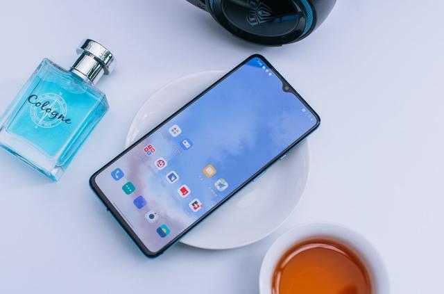 玩王者荣耀用什么手机?超强性能手机推荐